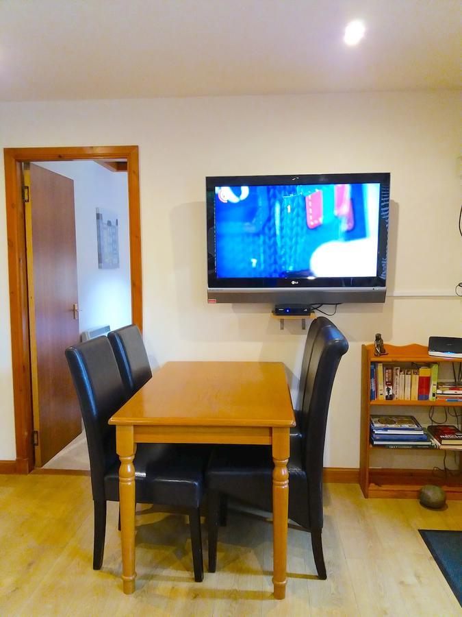 Loch Ness Highland Cottages With Partial Loch View 인버모리스톤 외부 사진