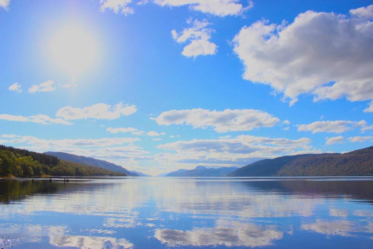 Loch Ness Highland Cottages With Partial Loch View 인버모리스톤 외부 사진